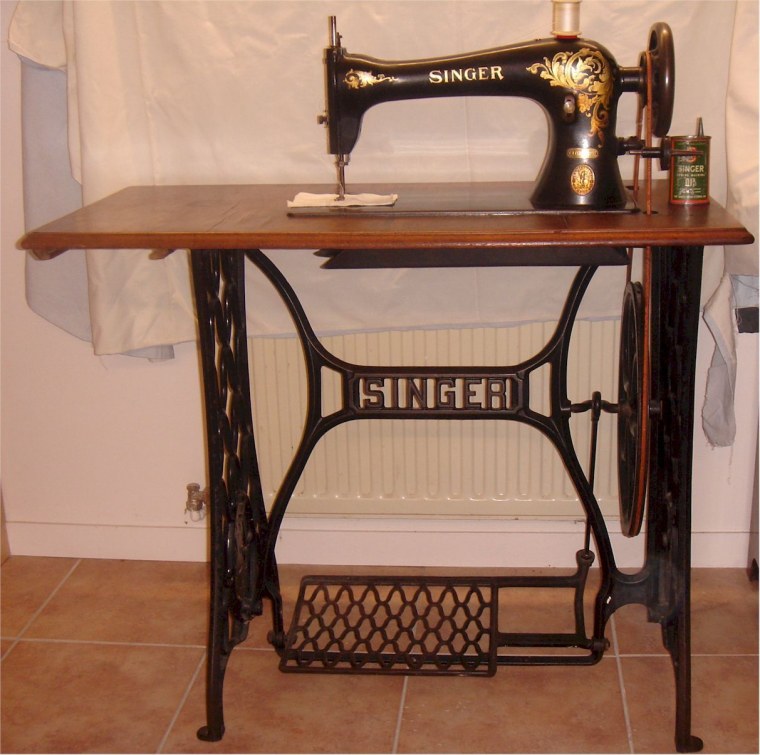 Машинка ножная Зингер 16к33