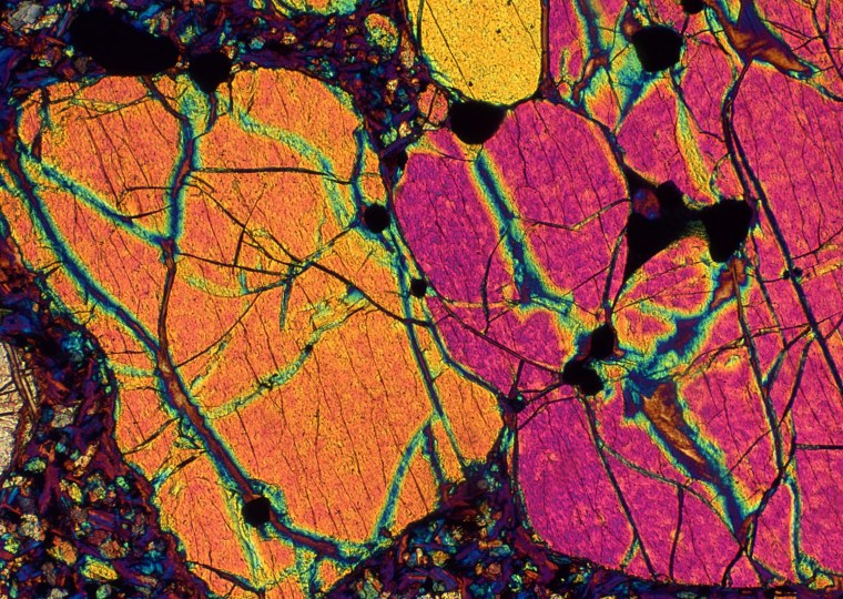 Молекула дмт под микроскопом