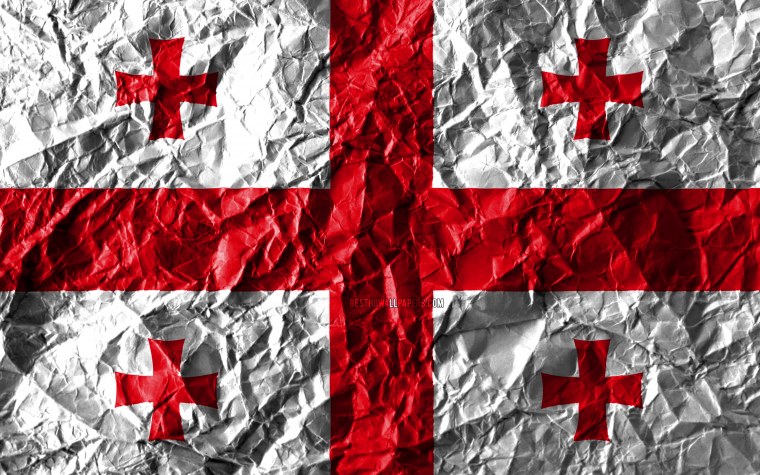 Флаг Грузии в горах