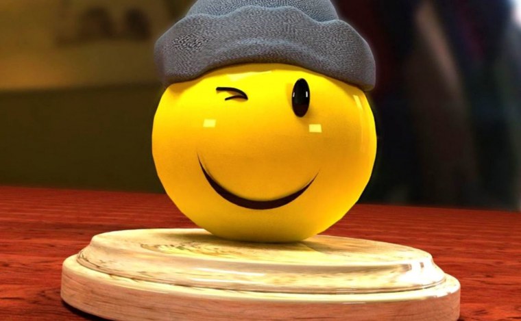 Смайлик в шапке