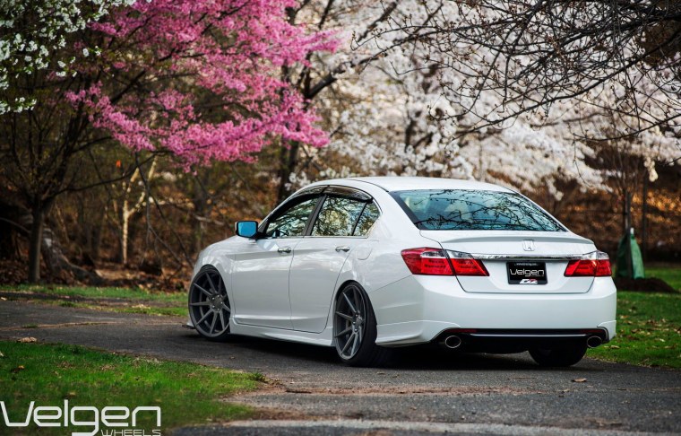 Хонда Аккорд 9 на рабочий стол