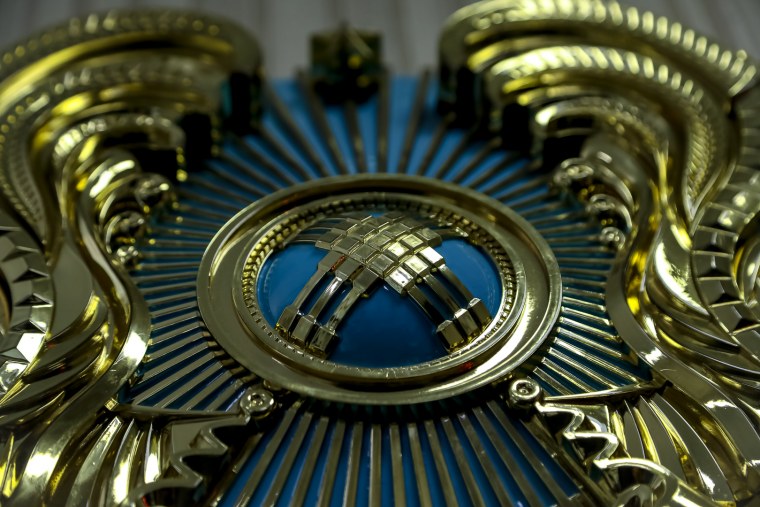 Герб Казахстана