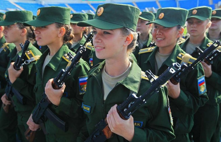 Женщины в армии РФ