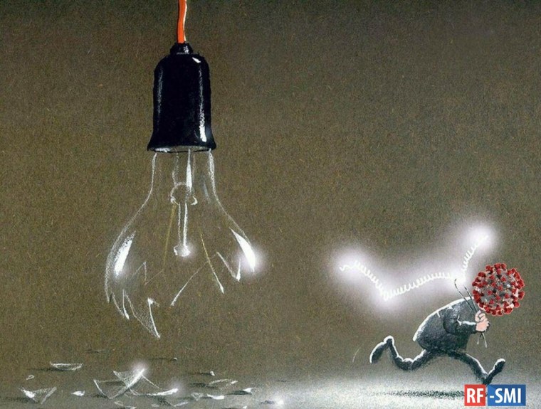 Столбы с проводами в городе