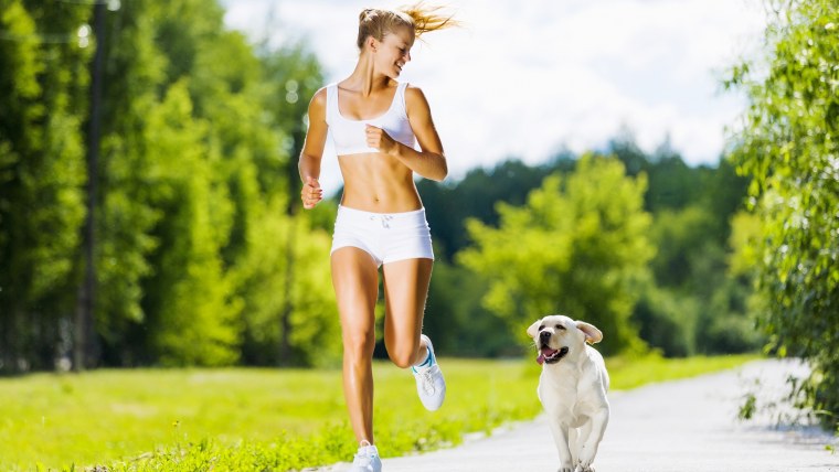 Девушка на пробежке