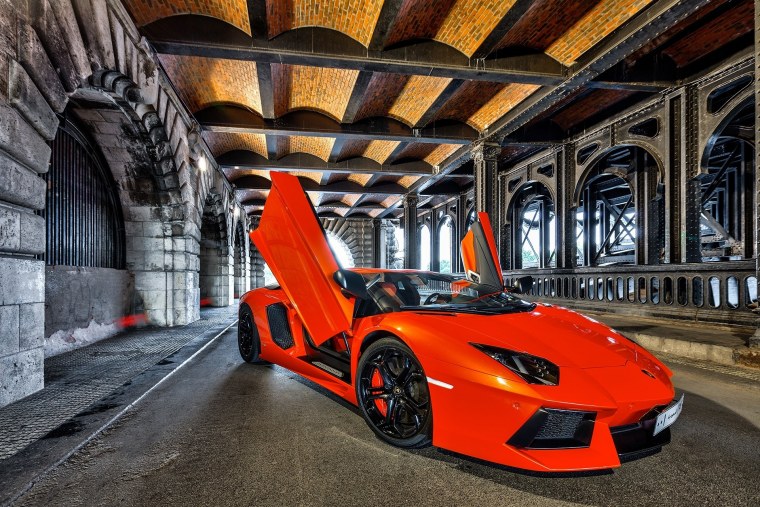 Lamborghini Aventador lp700 красный