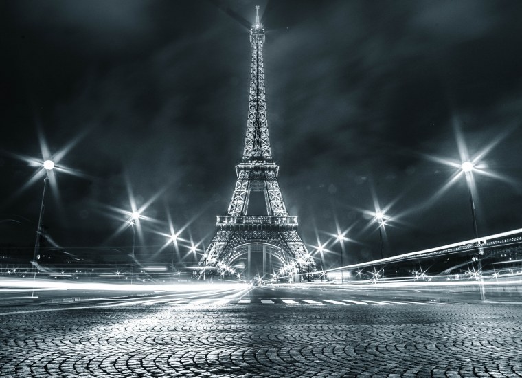 Черно белый Париж