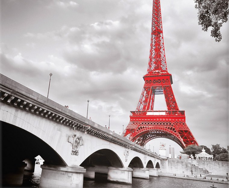 Черно белый Париж