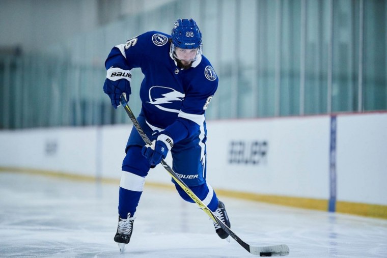 Кучеров хоккеист