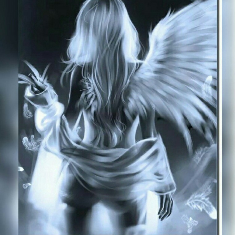 Баба с крыльями