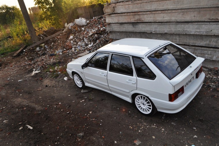 Лада 14 белая