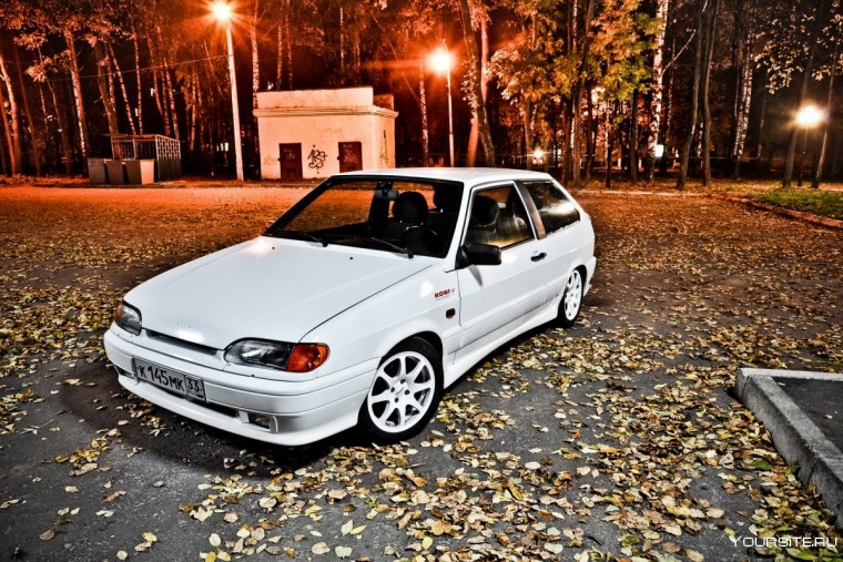 ВАЗ 2113 белая Сток