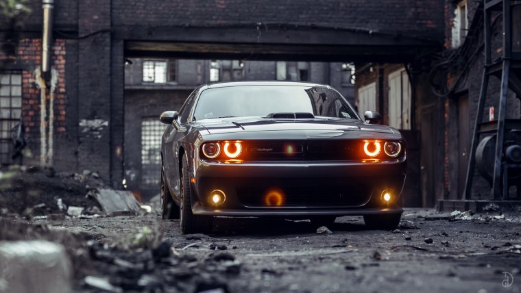 Dodge Challenger srt8 Demon