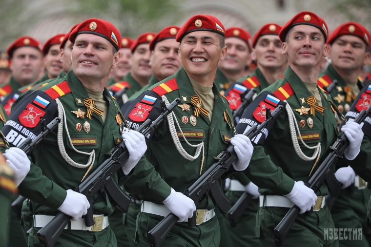 Военная полиция парад