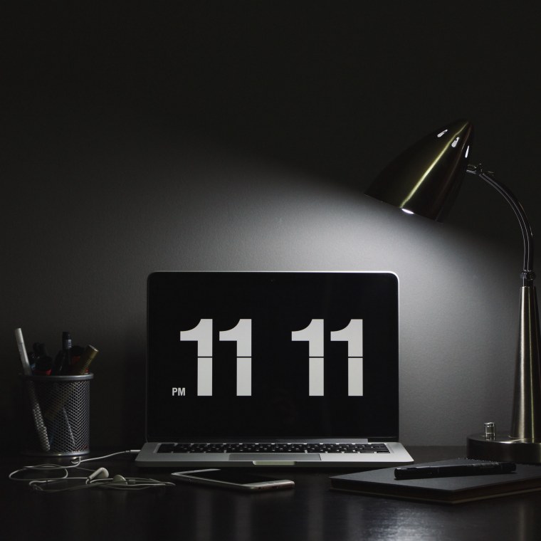 Стильная заставка на ноутбук