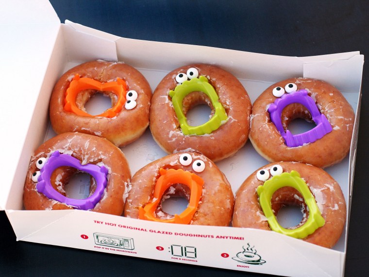 Пончики в пластмассовой штучки