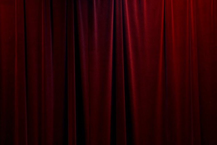 Красный занавес
