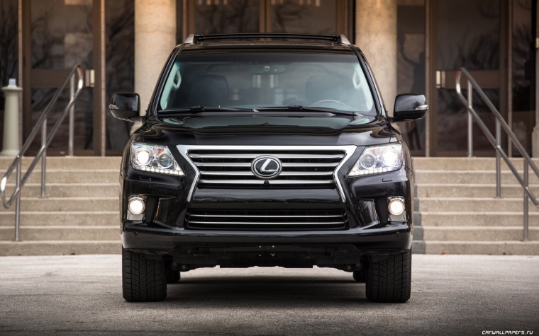 2013 Lexus LX 570 specs