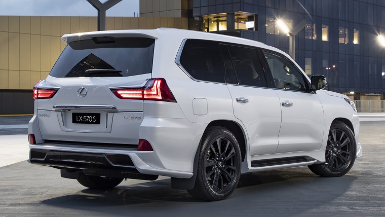 Новый Lexus LX 570 2021