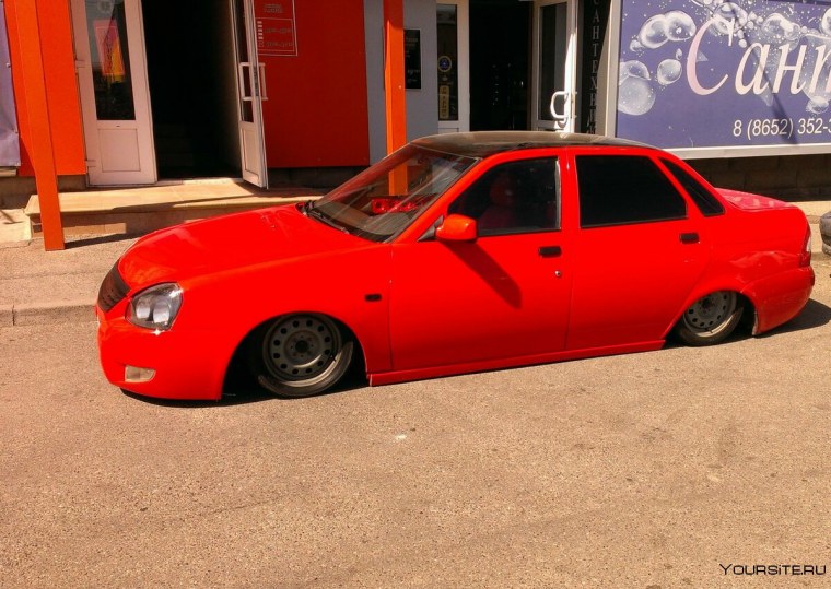 Лада Приора заниженная