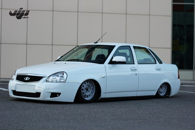 Lada Priora заниженная 102