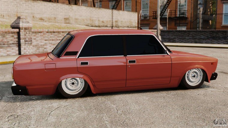 ВАЗ 2107 заниженная