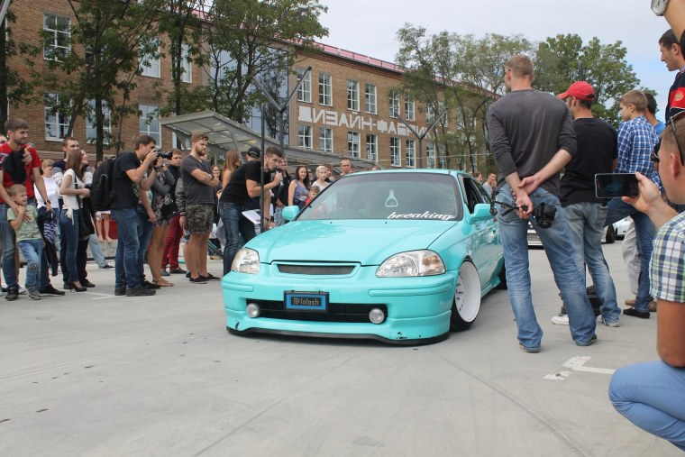 Самая заниженная машина в мире