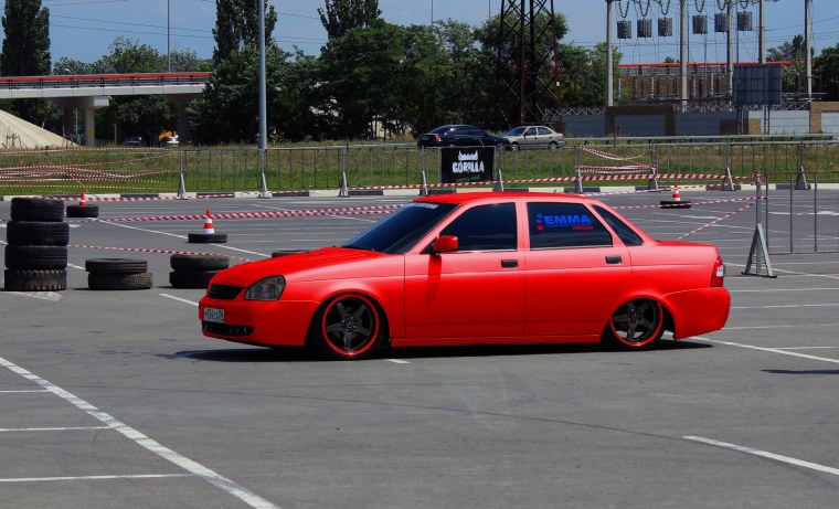 Лада Приора заниженная