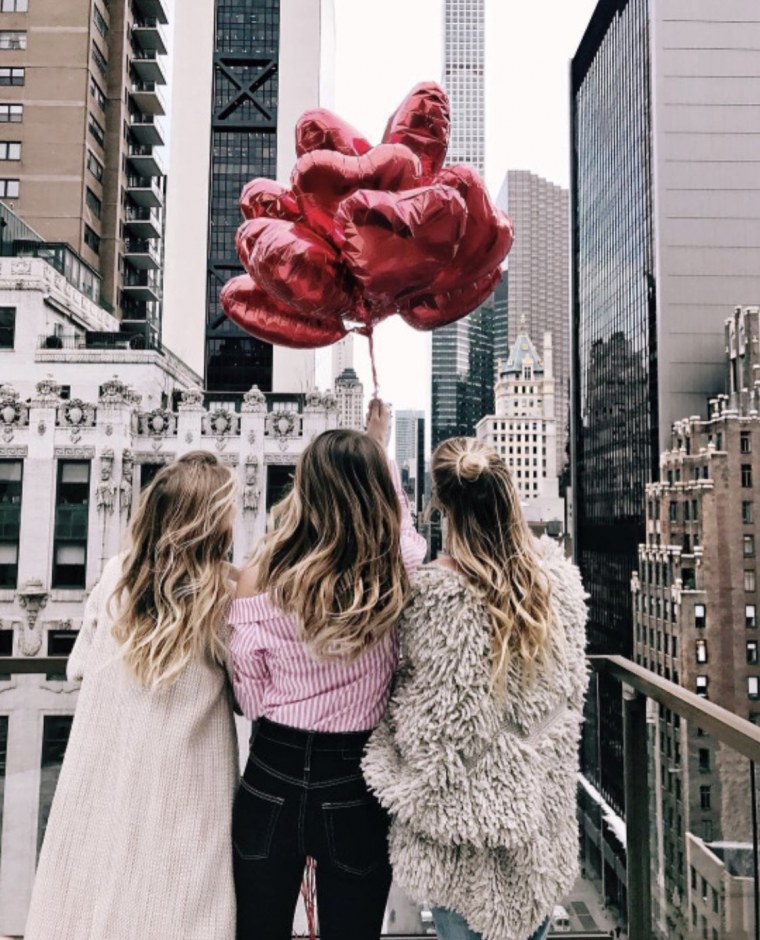 Три подруги Эстетика