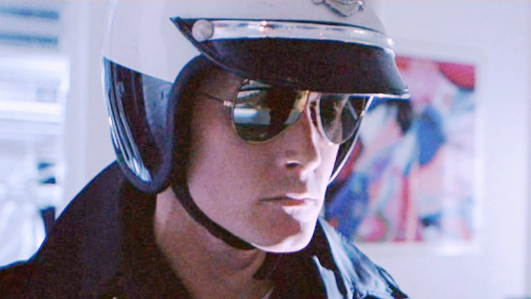 Терминатор красный глаз Шварценеггер