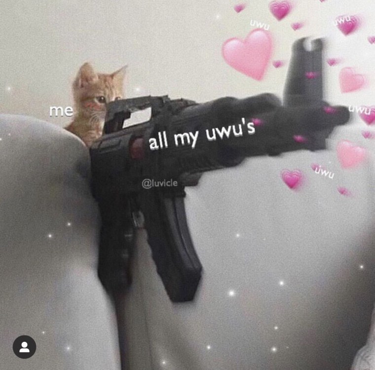 Котик стреляет сердечками