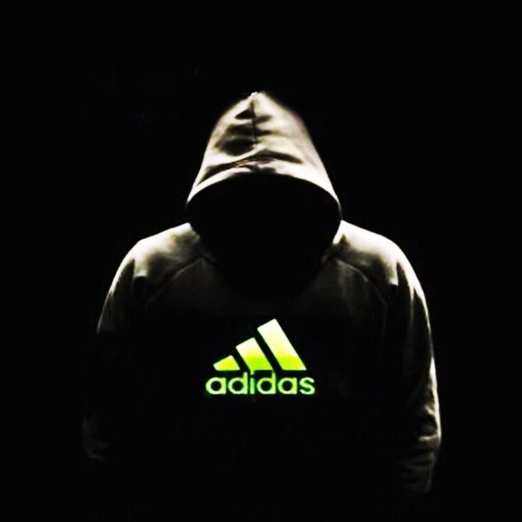 Крутой адидас