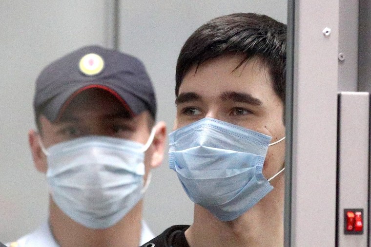 Ильназ Галявиев стрелок в школе в Казани