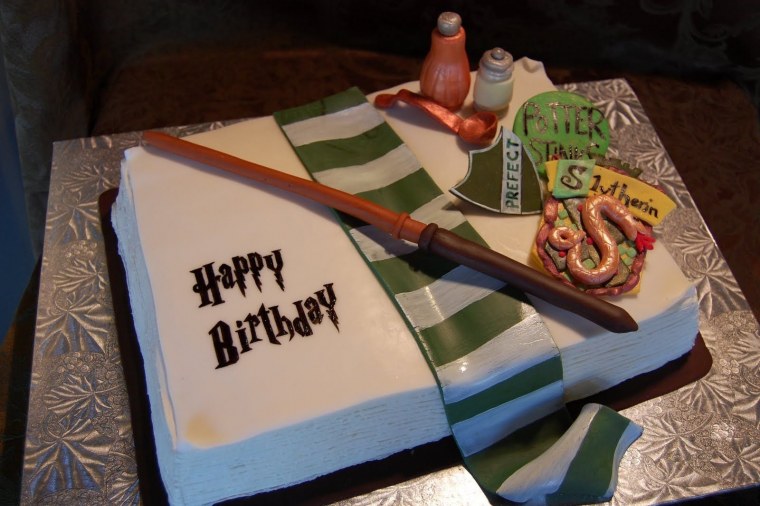 Гарри Поттер открытка на день рождения Слизерин