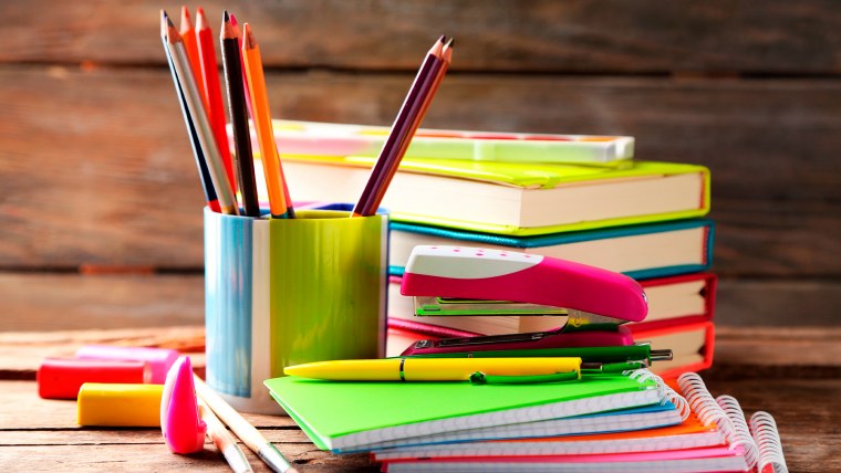 Канцелярские принадлежности