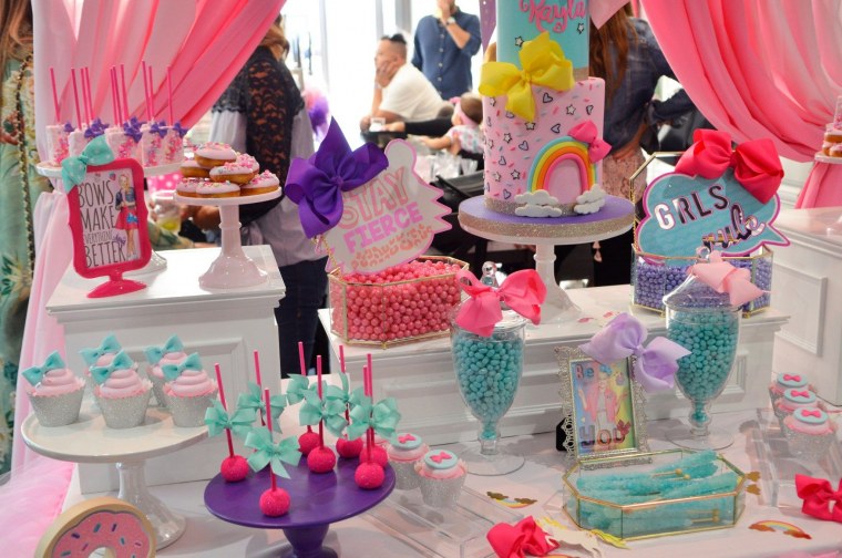 Фотозона Джоджо