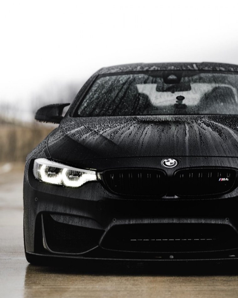 БМВ м4 черная