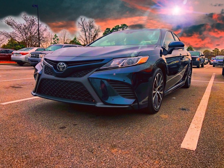 Toyota Camry xv70 2017