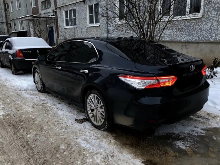 Toyota Camry 3.5 тонированная