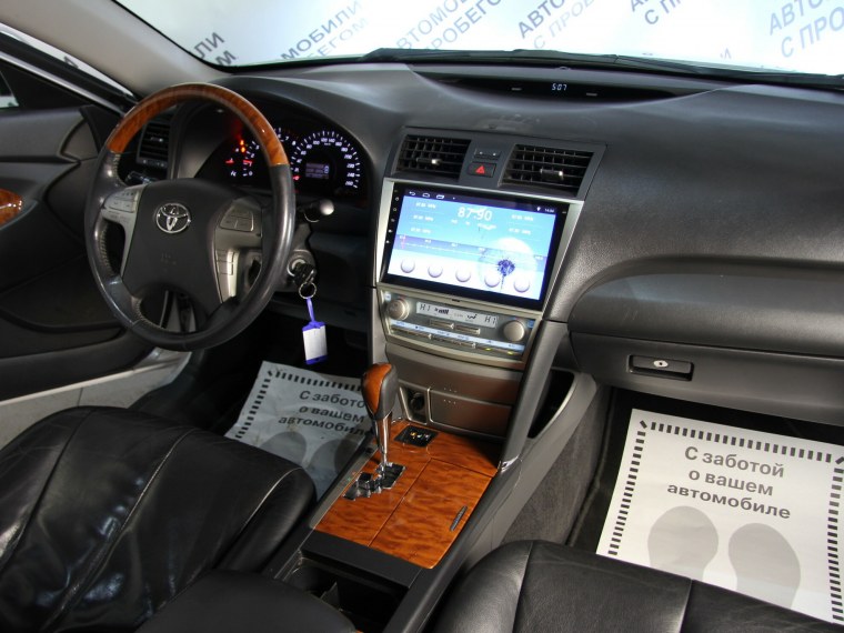 Тойота Камри 3.5 2007