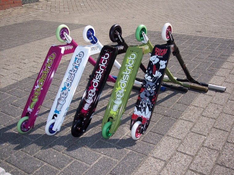 Трюки на самокате