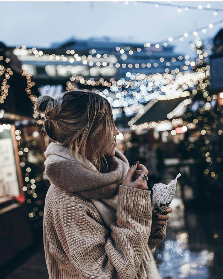 Зима девушка со спины