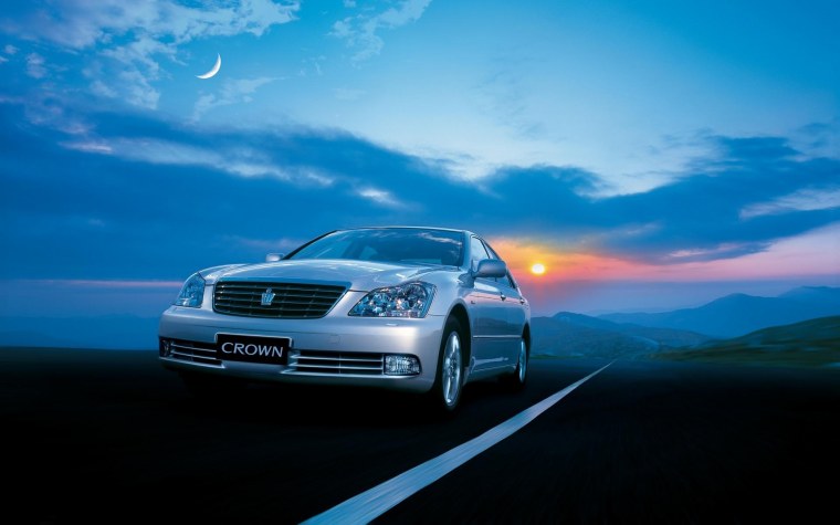 Тойота Краун