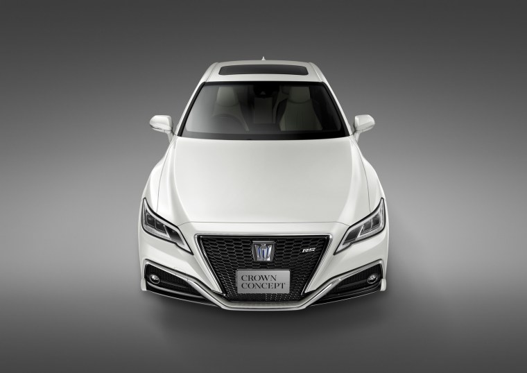 Toyota Crown Majesta 2020