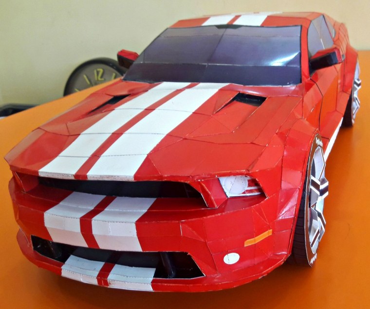 Паперкрафт Форд Мустанг