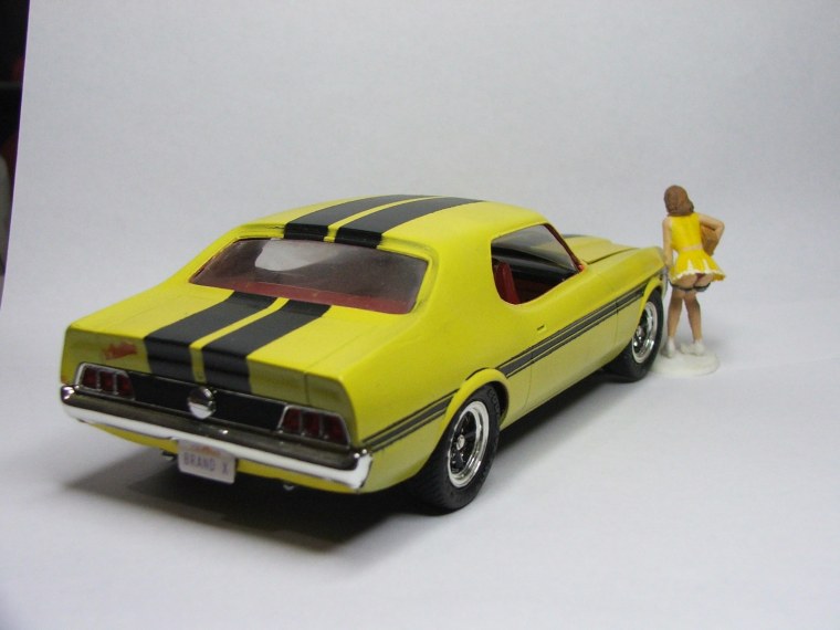 Мустанг 007 игрушка
