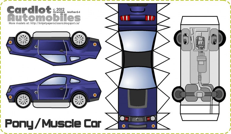 Макет гоночной машины из бумаги