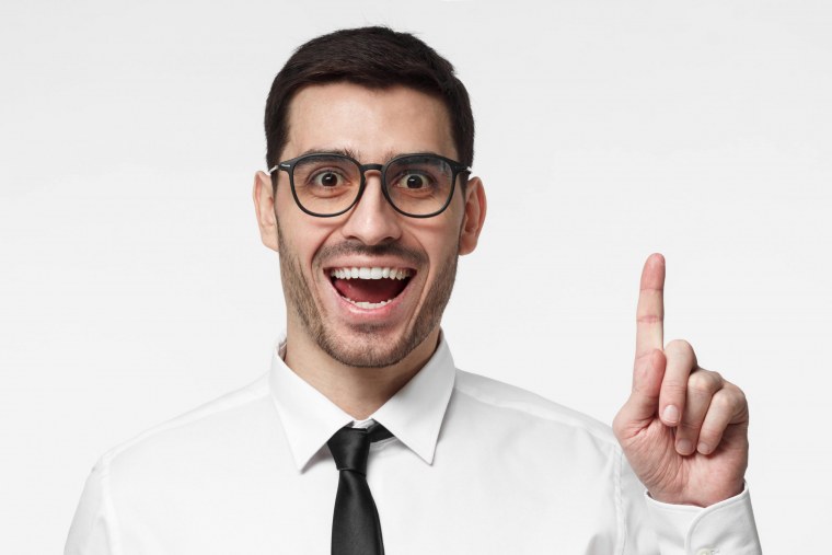 Человек с указательным пальцем