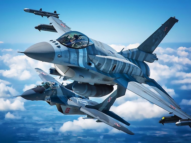 Военный истребитель