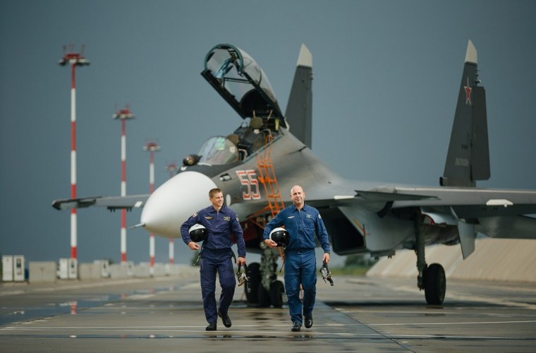 Пилоты ВВС РФ Су 33